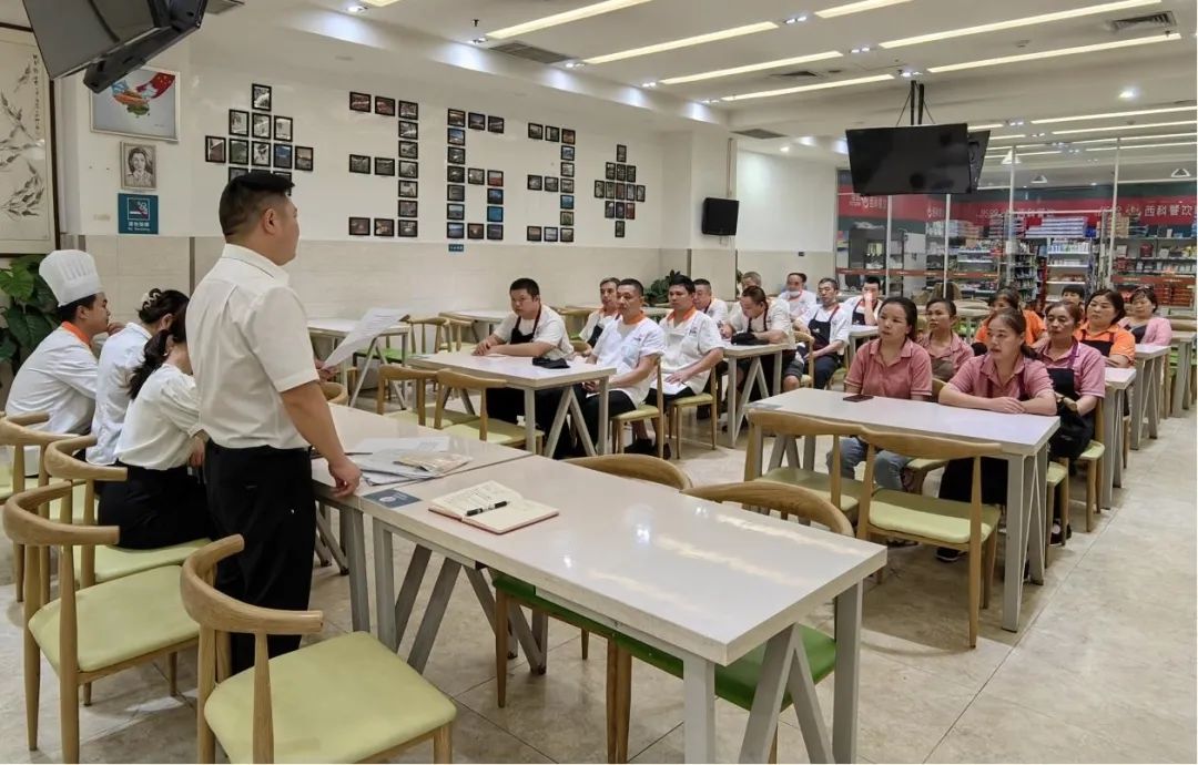 严守清静关！乐虎国际餐饮集团开展秋季食堂清静专项检查事情